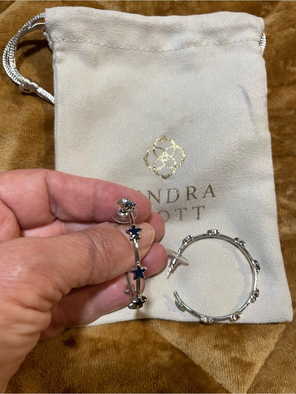 Kendra Scott Sierra Silver Hoop Earrings with Navy Star Accents - Picture 2 of 3